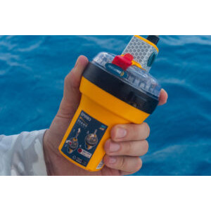 Ocean Signal EPIRB3 PRO CAT 1 with Automatic Float Free Bracket, AIS and RLS